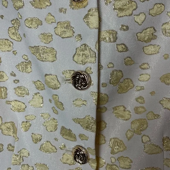 Entro Gold Patterned Sleeveless Blouse - Picture 4 of 6